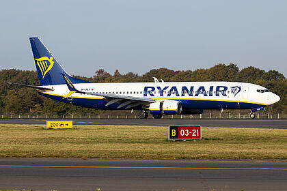 Unknown 9H-QAR operated by Ryanair