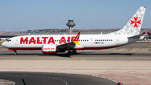 Boeing 737-800 9H-VUE operated by Ryanair