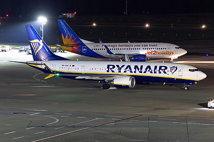 Boeing 737-800 9H-VVD operated by Ryanair