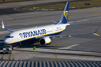 Boeing 737 MAX 8 9H-VVS operated by Ryanair
