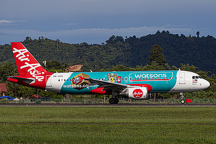 Airbus A320 9M-AHX operated by AirAsia