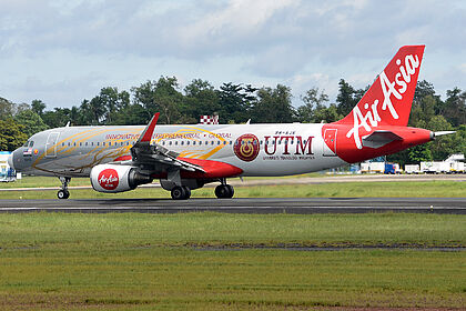 Airbus A320 9M-AJE operated by AirAsia