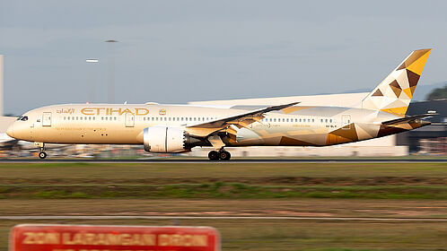 Boeing 787-9 A6-BLH operated by Etihad