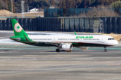 Unknown B-16222 operated by EVA Air