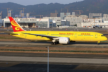 Boeing 787-9 B-7302 operated by Hainan