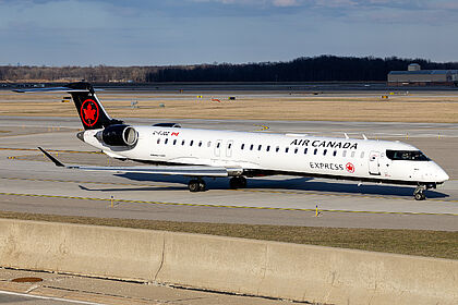 Unknown C-FJQZ operated by Air Canada