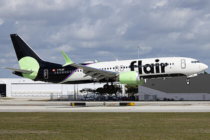 Unknown C-FLQZ operated by Flair