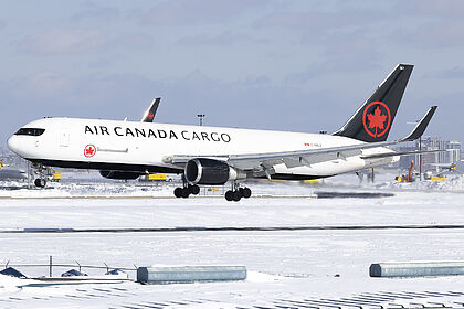 Boeing 767-300 C-GHLV operated by Air Canada