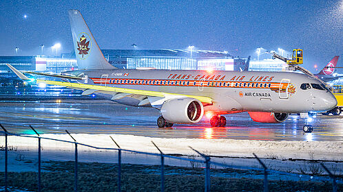 Unknown C-GNBN operated by Air Canada