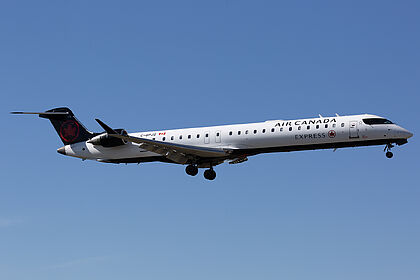 Bombardier CRJ900 C-GPJZ operated by Air Canada