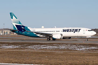 Boeing 737 C-GUUL operated by WestJet