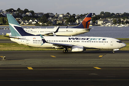 Unknown C-GWSR operated by WestJet