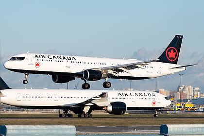 Unknown C-GYFY operated by Air Canada