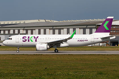 Airbus A320 NEO CC-DBF operated by VivaAerobus