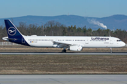 Airbus A321 D-AIST operated by Lufthansa
