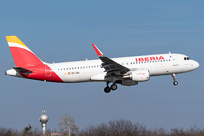 Airbus A320 (Sharklets) EC-LUL operated by Iberia