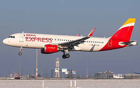 Unknown EC-LUS operated by Iberia Express
