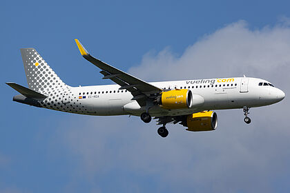 Airbus A320 NEO EC-NDA operated by Vueling