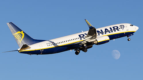 Boeing 737-800 EI-ENJ operated by Ryanair
