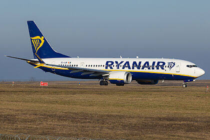 Boeing 737 EI-IJB operated by Ryanair