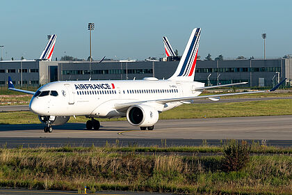 Airbus A220-300 F-HPNJ operated by Air France