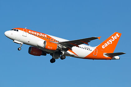 Airbus A319 G-EZAU operated by easyJet