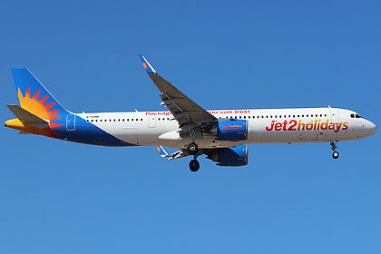 Airbus A320 G-SUNB operated by Jet2