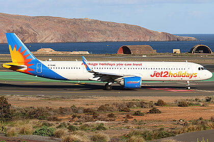 Airbus A320 G-SUNG operated by Jet2