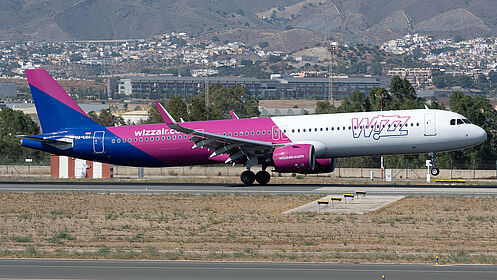 Airbus A320 HA-LGA operated by Wizz Air