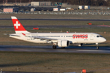 Unknown HB-JCH operated by SWISS