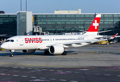 Airbus A220-300 HB-JCJ operated by SWISS