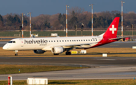 Embraer 195 HB-JVA operated by SWISS