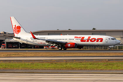 Boeing 737-800 HS-LTT operated by Thai Lion Air