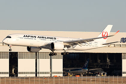 Airbus A350-900 JA02XJ operated by JAL