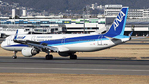 Airbus A321 JA114A operated by ANA