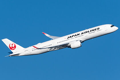 Airbus A350-900 JA17XJ operated by JAL