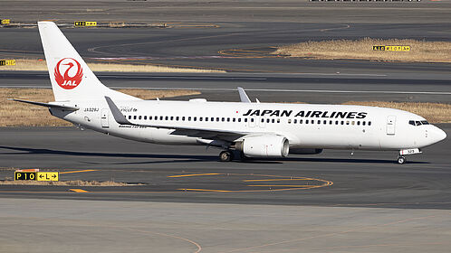 Unknown JA329J operated by JAL