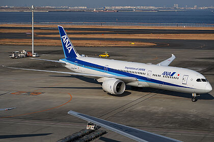 Boeing 787-9 JA833A operated by ANA