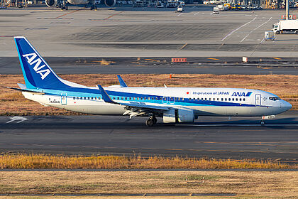 Boeing 737-800 JA83AN operated by ANA