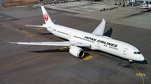 Boeing 787-9 JA870J operated by Japan Airlines