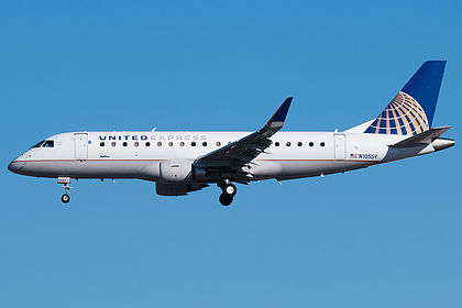 Unknown N105SY operated by United