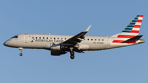 Unknown N106HQ operated by American