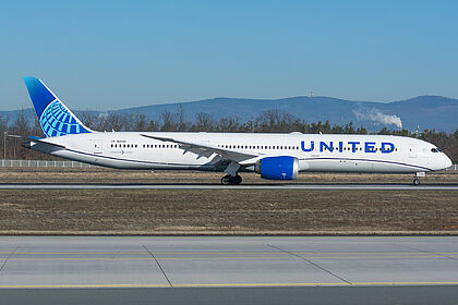 Unknown N12020 operated by United