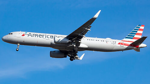 Airbus A321 N128AN operated by American