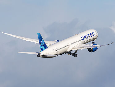 Unknown N14019 operated by United