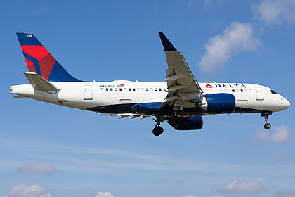 Airbus A220-100 N140DU operated by Delta Air Lines