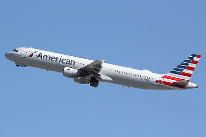 Unknown N161UW operated by American
