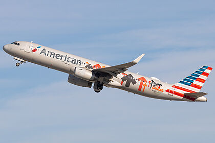 Unknown N162AA operated by American