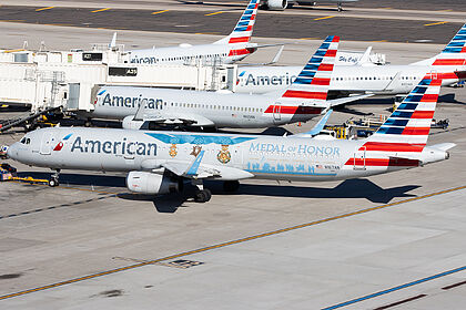 Unknown N167AN operated by American