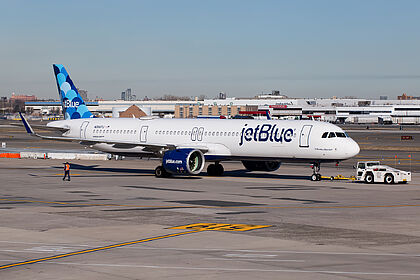 Airbus A321 NEO N2047J operated by JetBlue